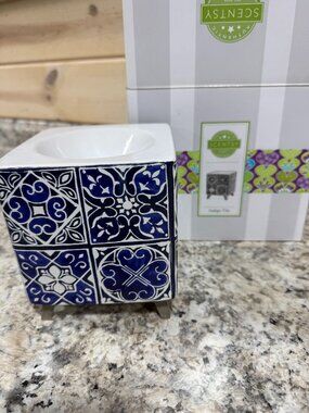 Scentsy - Indigo Tile Full-Size Warmer
